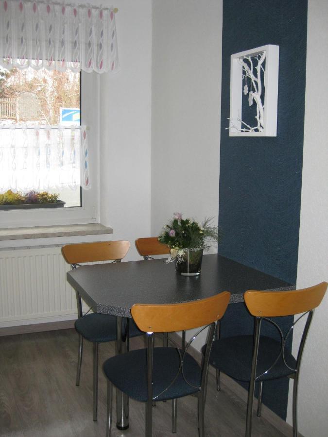 Ferienwohnung Mit Garten Und Spielplatz Клингентал Екстериор снимка